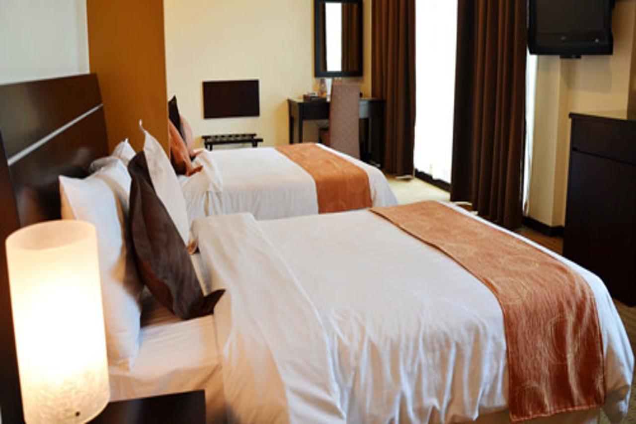 קוצ'ינג Hock Lee Hotel & Residences מראה חיצוני תמונה