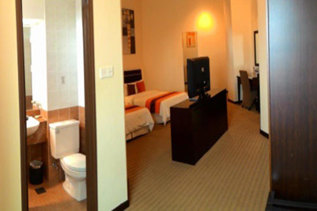 קוצ'ינג Hock Lee Hotel & Residences מראה חיצוני תמונה